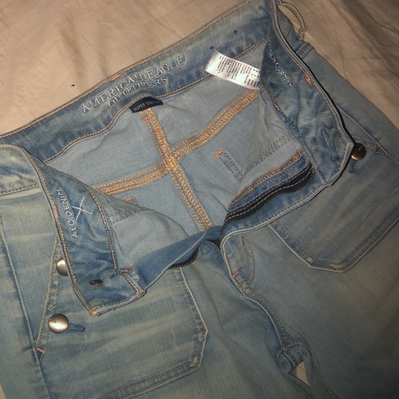 American eagle bootcut jeans (WOMEN) - Picture 2 of 4